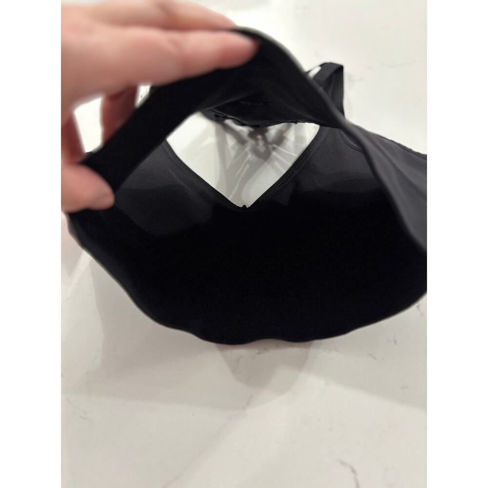 NWT Spanx black low impact athletic sport bra built-in cup liner size M comfort - Picture 10 of 10